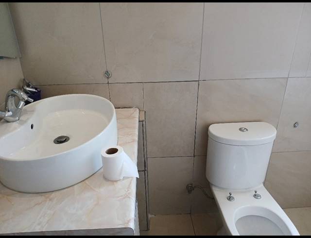 4 bed property to rent in RIDGEWAY